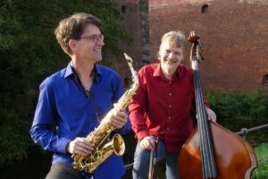 Das Duo Bapho: Uwe Siewert-Busch (Kontrabass, Rebab) und Raffael Kircher (Altsaxophon)